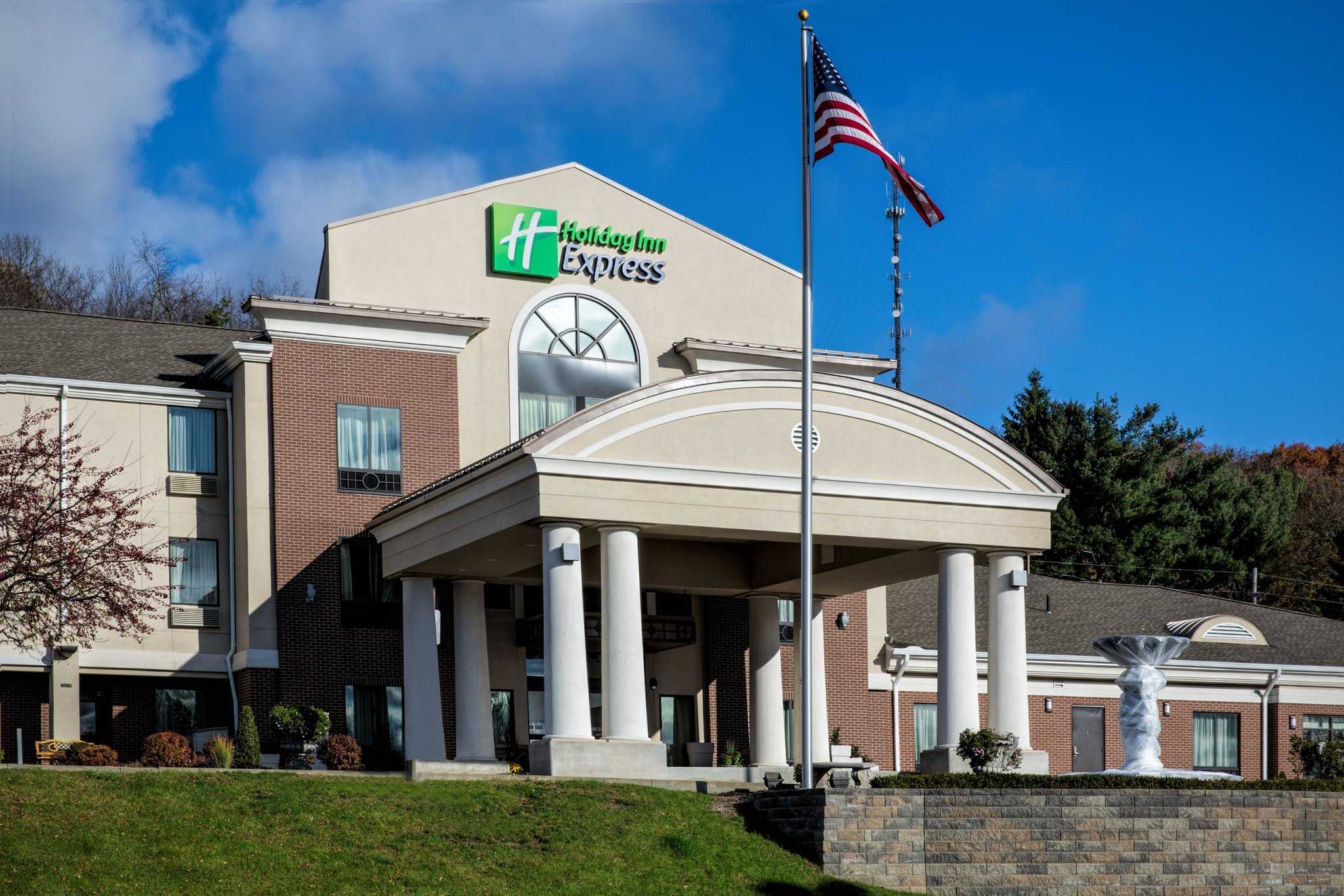 Holiday Inn Express - Meadville (I-79 Exit 147A) in เมดวิลล์, PA