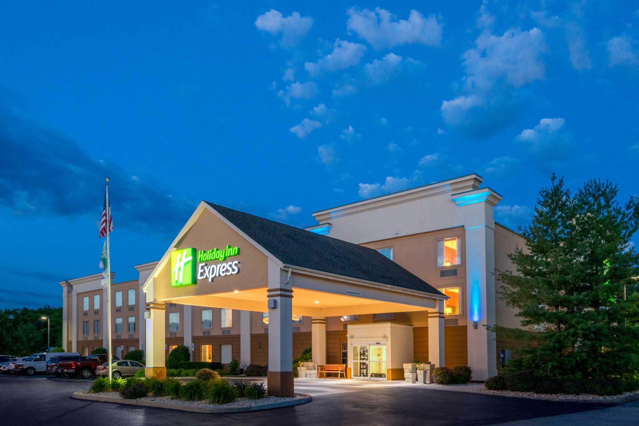 Holiday Inn Express Hanover в Ганновер, PA