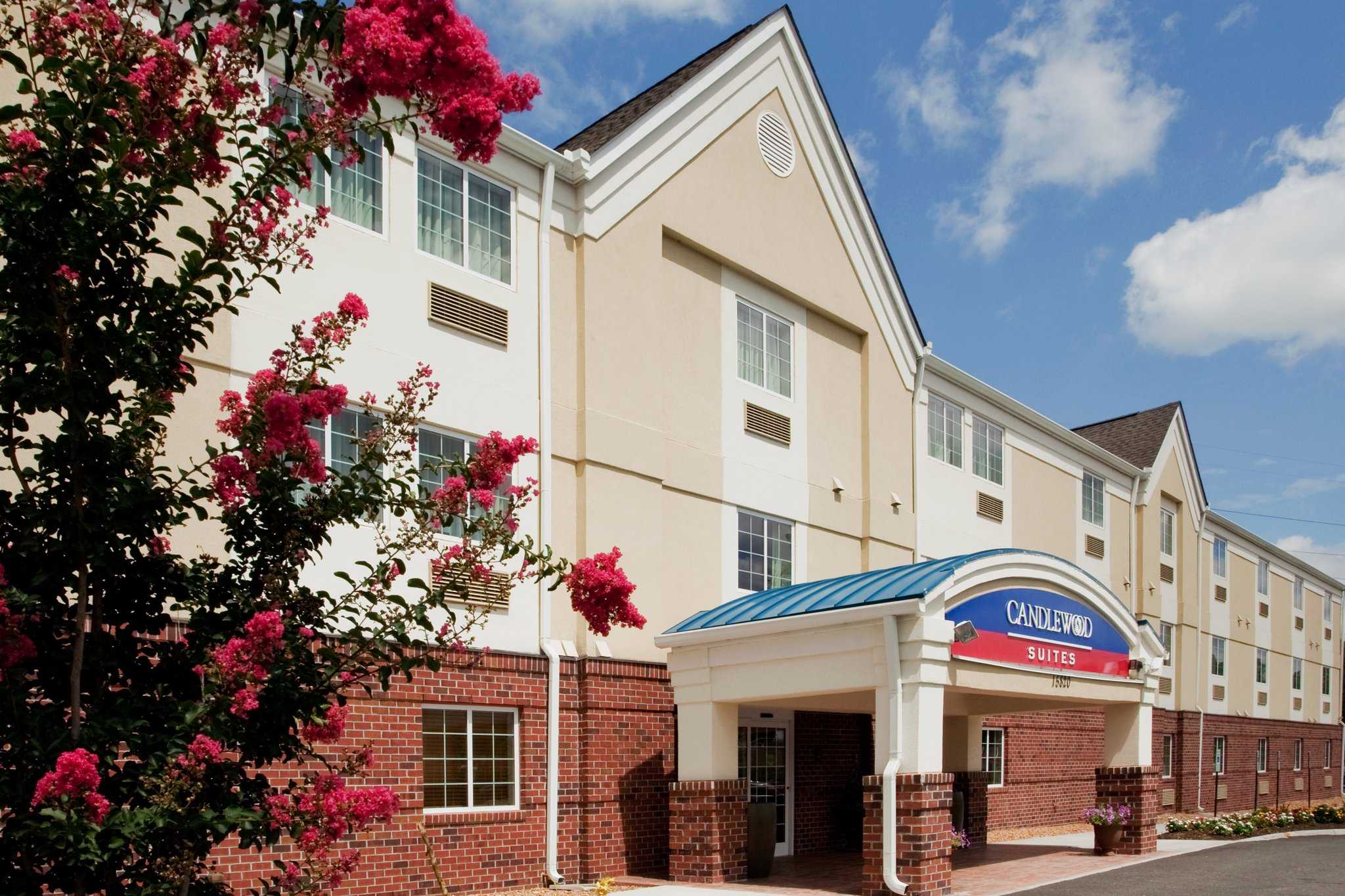 Candlewood Suites Colonial Heights-Ft Lee a Colonial Heights, VA