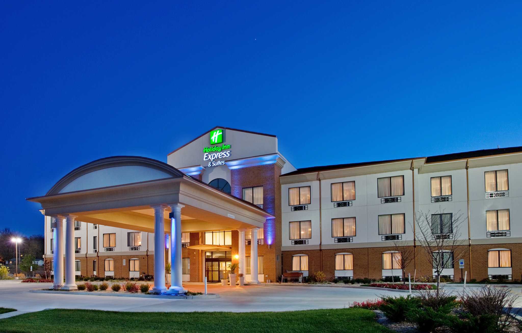 圣查尔斯, MO 的 Holiday Inn Express Hotel & Suites St. Charles