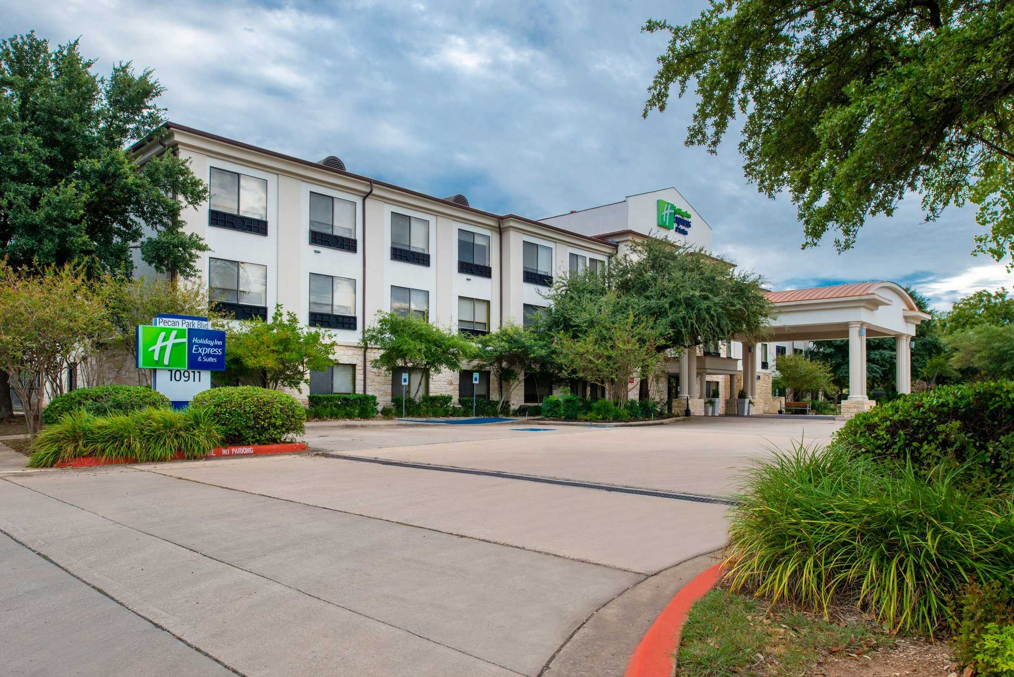 オースティン, TXにおけるHoliday Inn Express & Suites Austin NW-Lakeline 