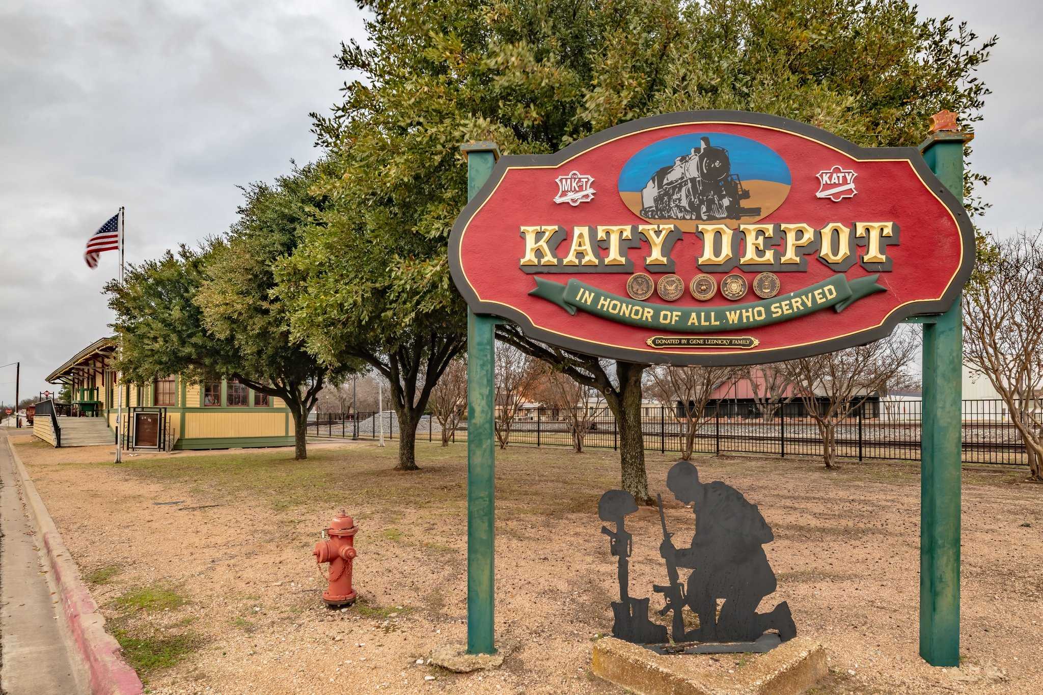 Holiday Inn Express & Suites N Waco Area - West в запад, TX