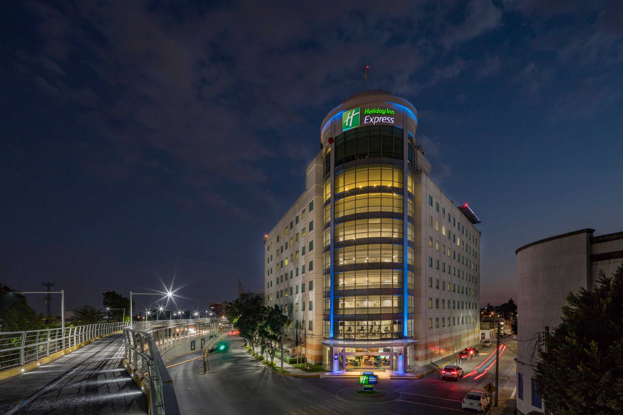 Holiday Inn Express Puebla in ปวยบลา, MX