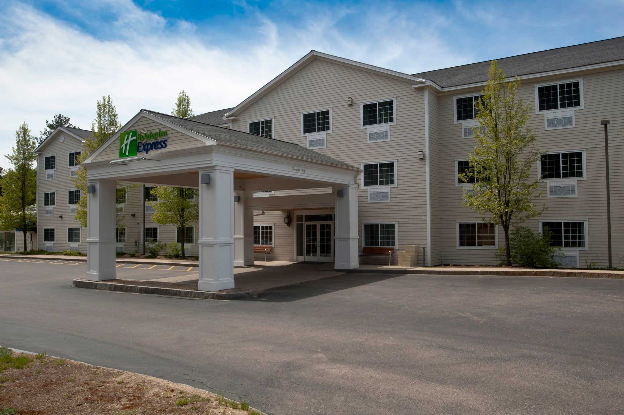Holiday Inn Express & Suites North Conway в Норт-Конвей, NH