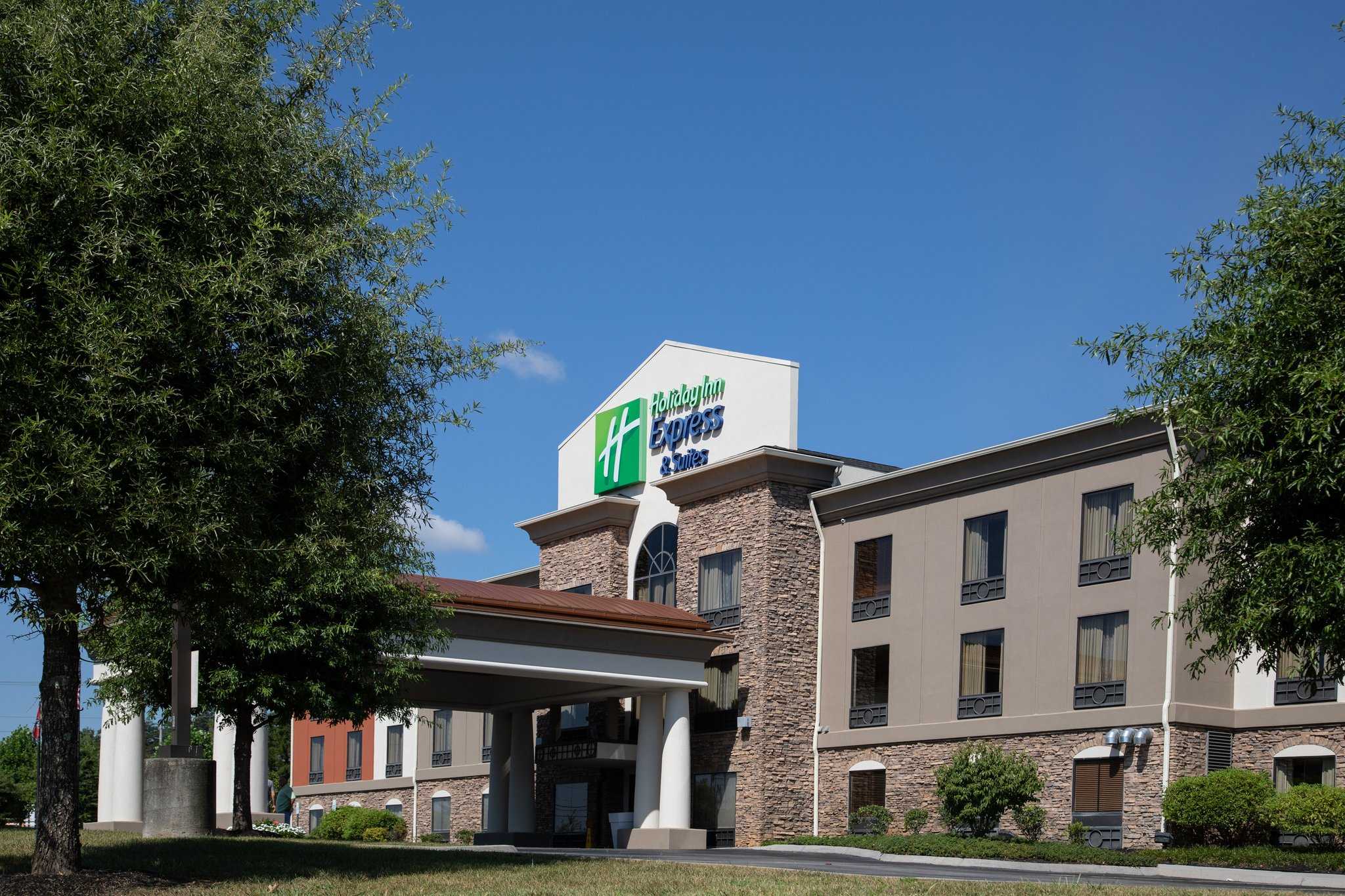 Holiday Inn Express & Suites Knoxville-Farragut in นอกซ์วิลล์, TN