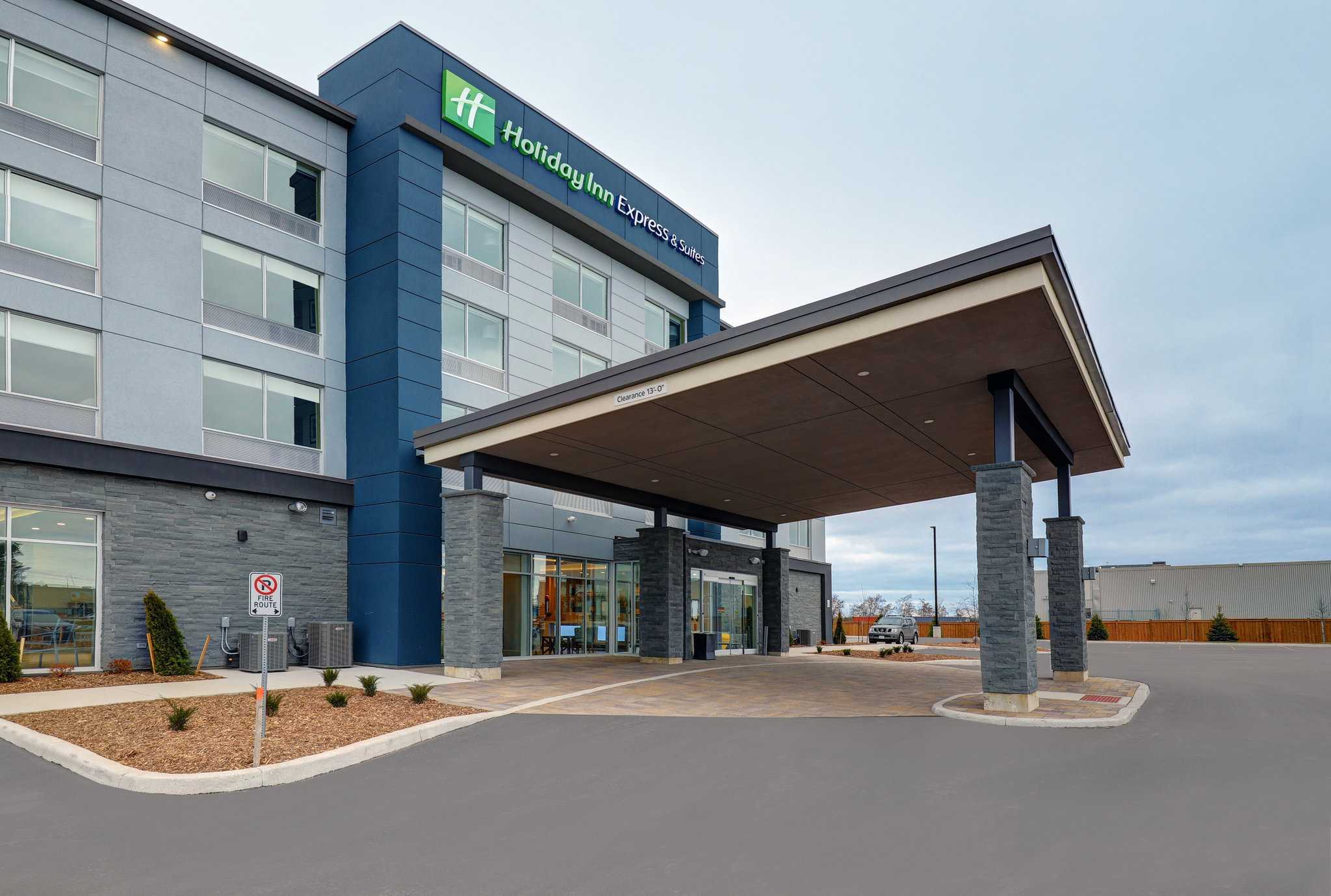 Holiday Inn Express & Suites Port Elgin в Порт Элджин, ON