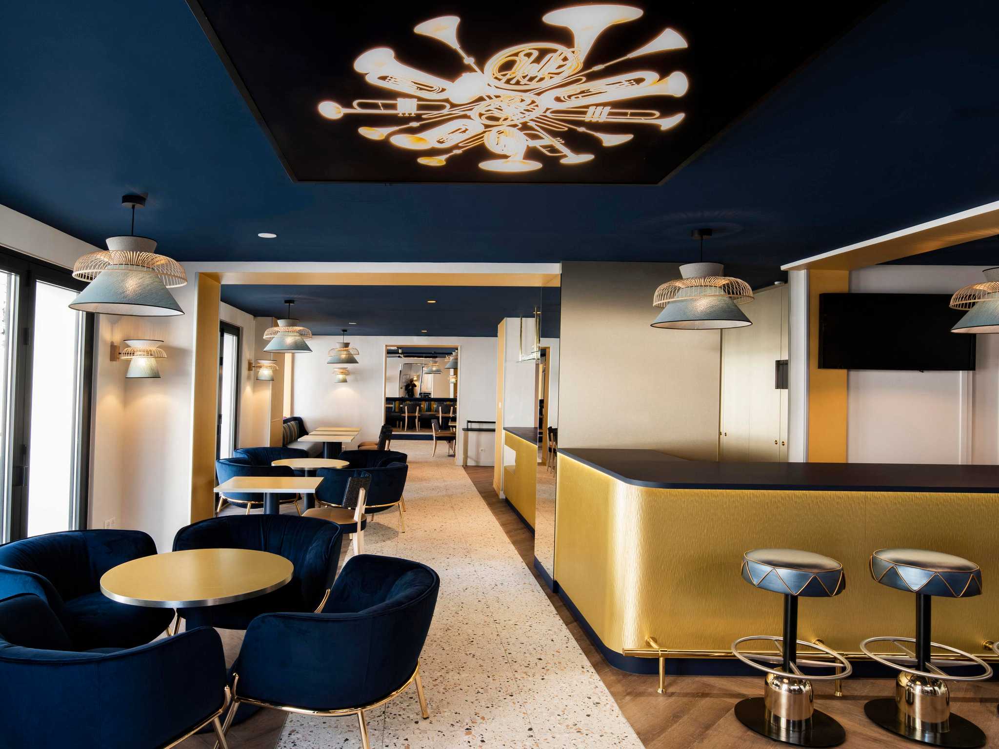 Mercure Paris Lafayette a Paris, FR