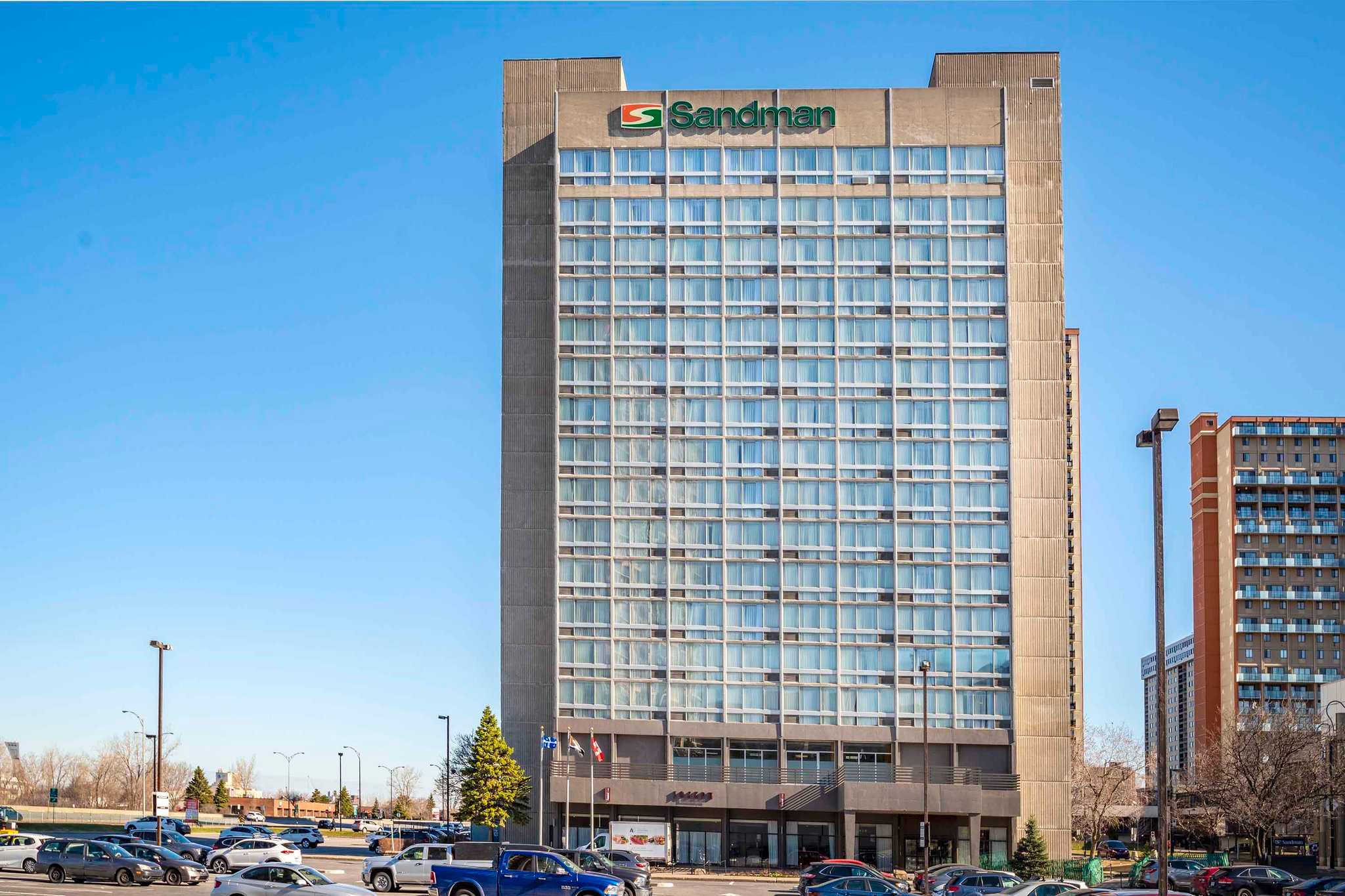 Sandman Hotel Montreal-Longueuil, Quebec in Longueuil, QC