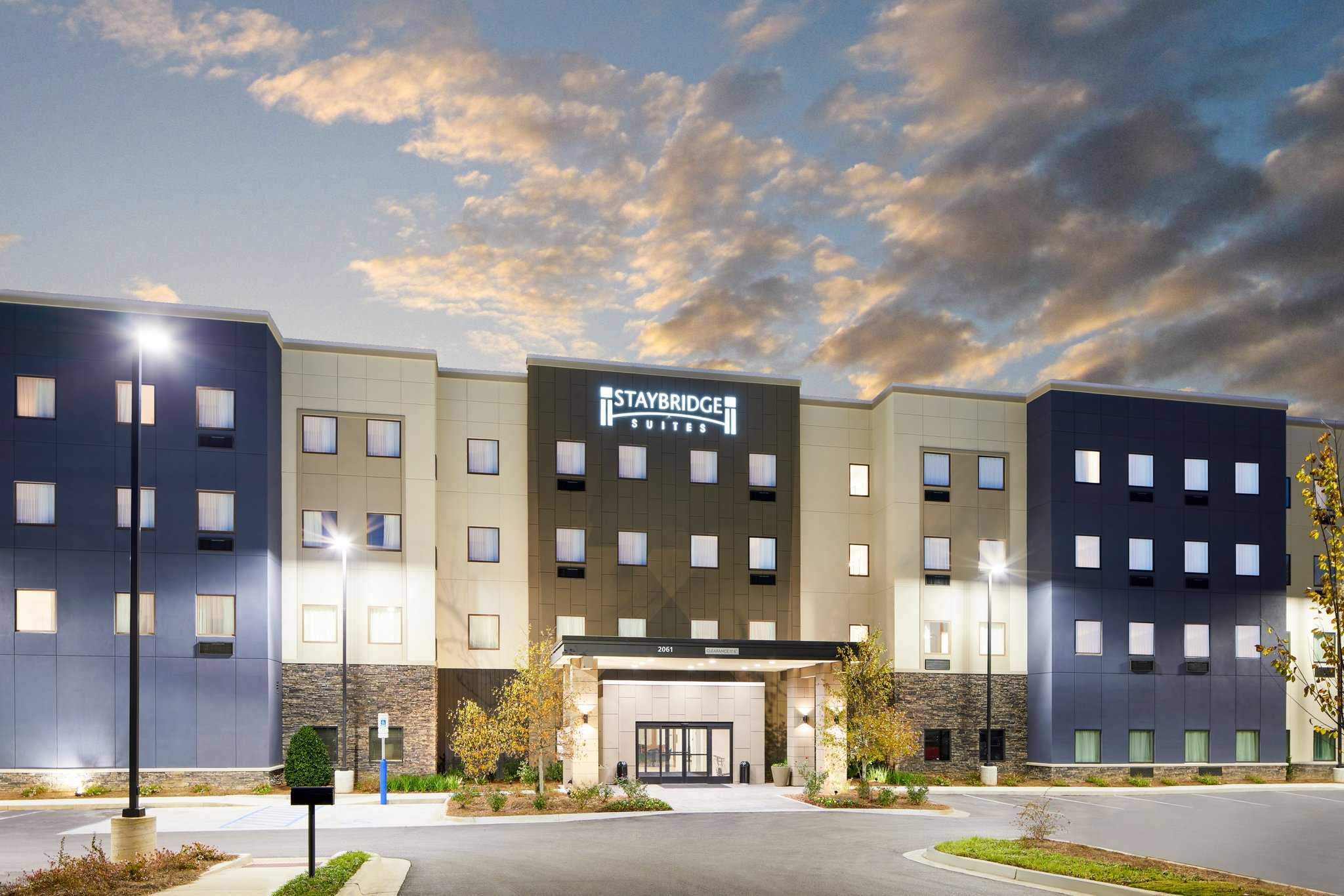 Staybridge Suites Auburn - University Area, kullanruskea, AL