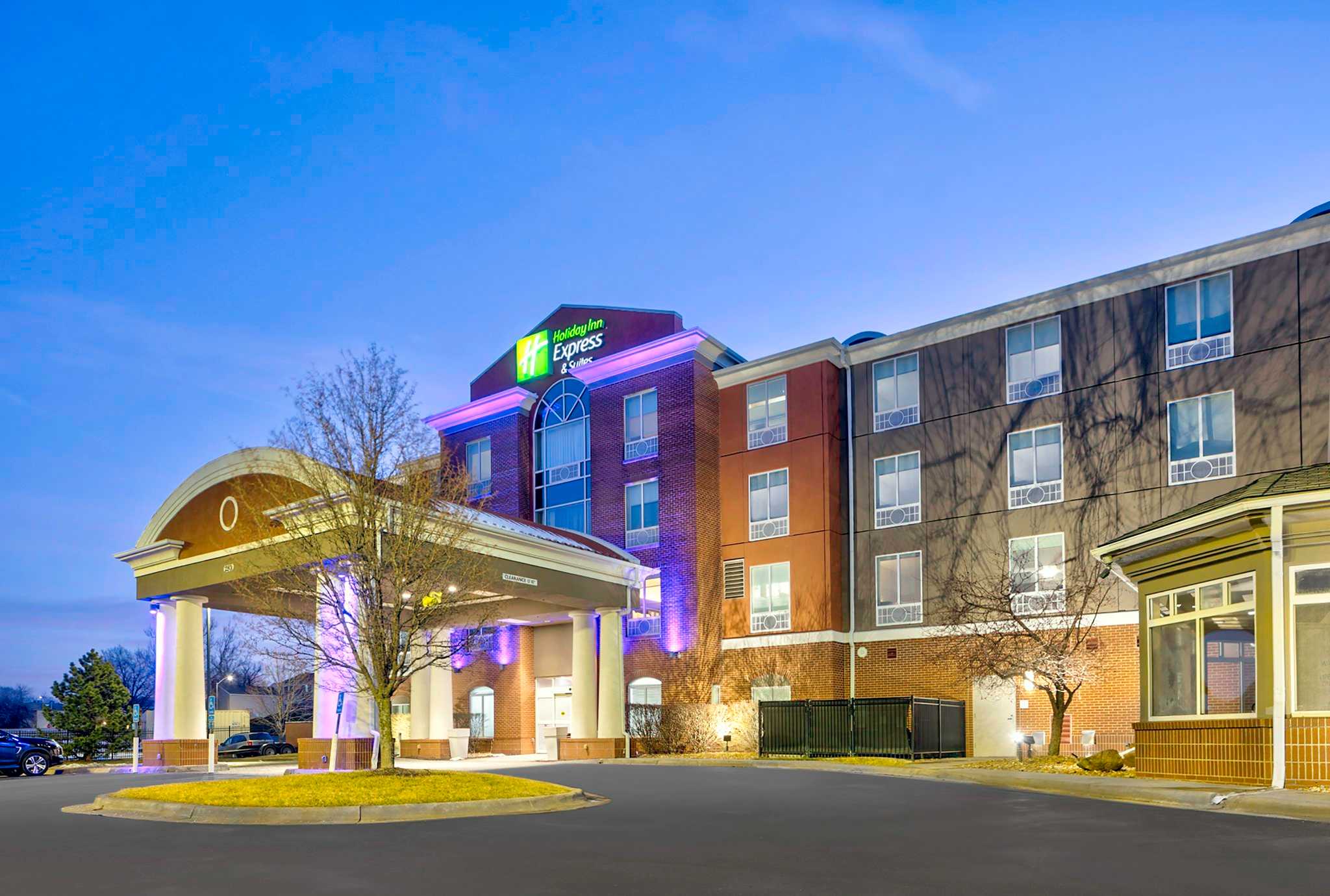 Holiday Inn Express Hotel & Suites Kansas City-Grandview, Grandview, MO