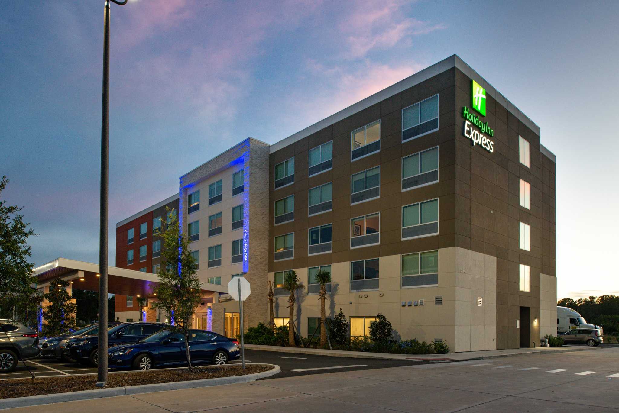 Holiday Inn Express Orlando - South Park in ออร์แลนโด, FL