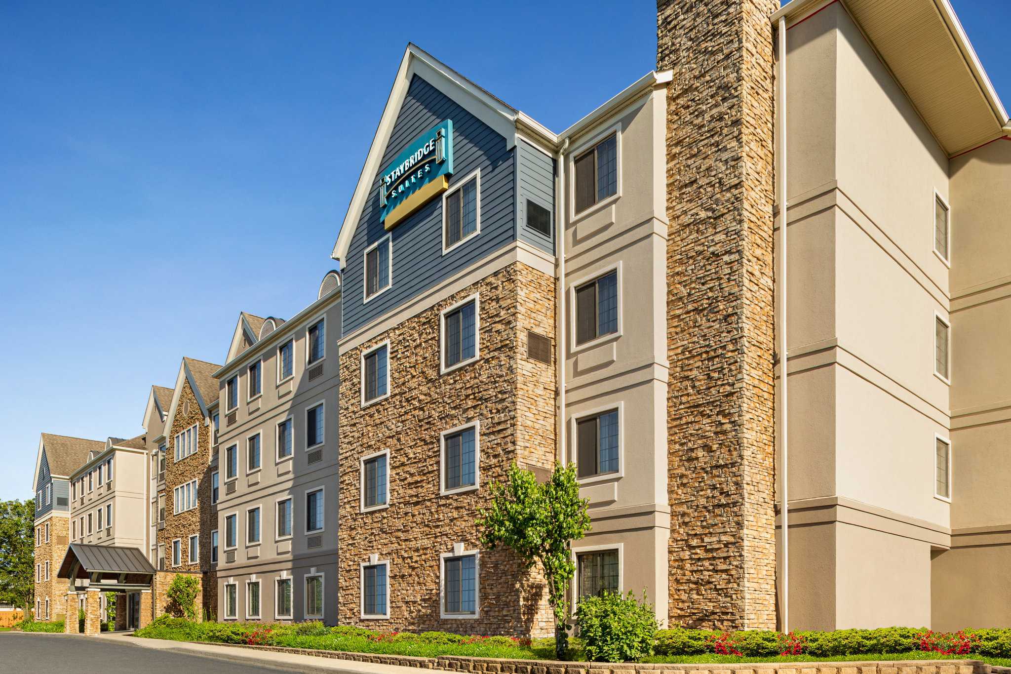 Staybridge Suites Allentown Bethlehem Airport в Аллентаун, PA