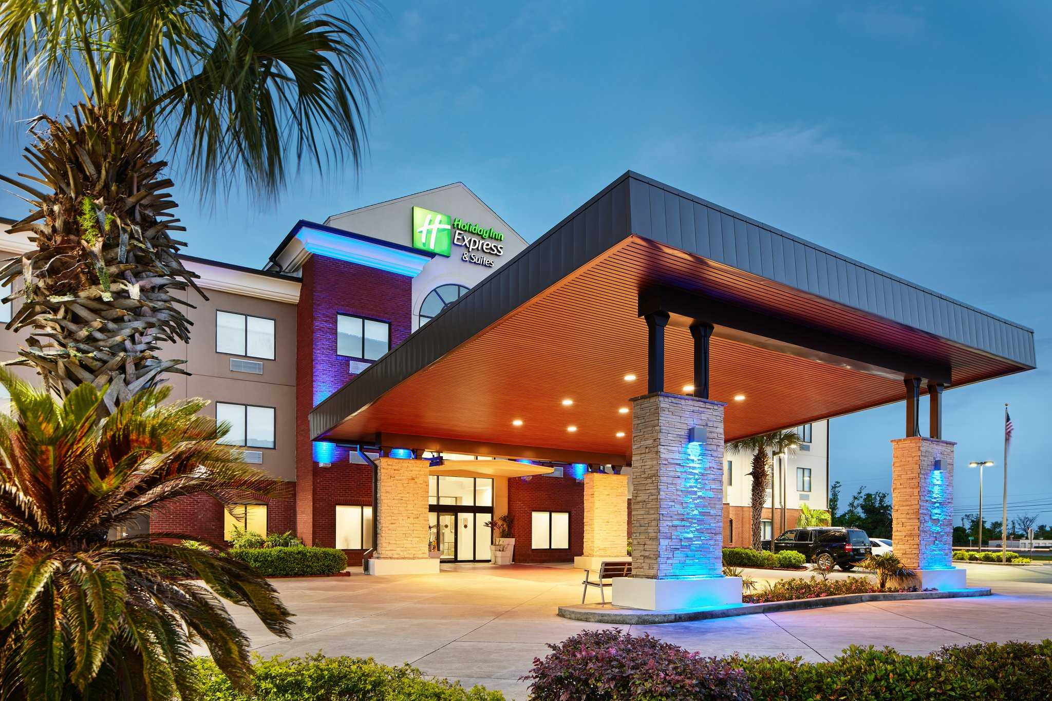Holiday Inn Express Hotel & Suites Panama City-Tyndall in ปานามาซิตี้, FL