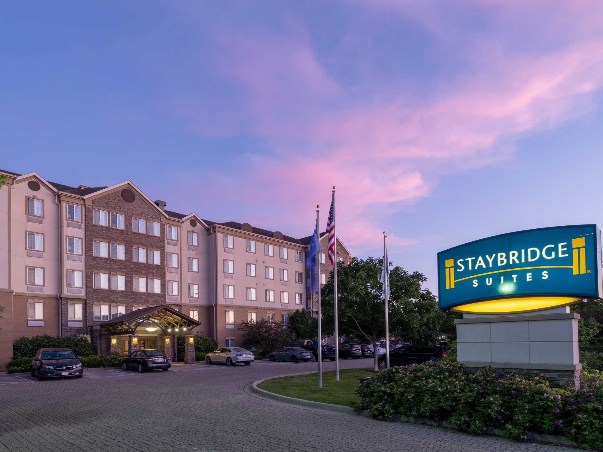 Staybridge Suites Milwaukee Airport South a Franklin, WI