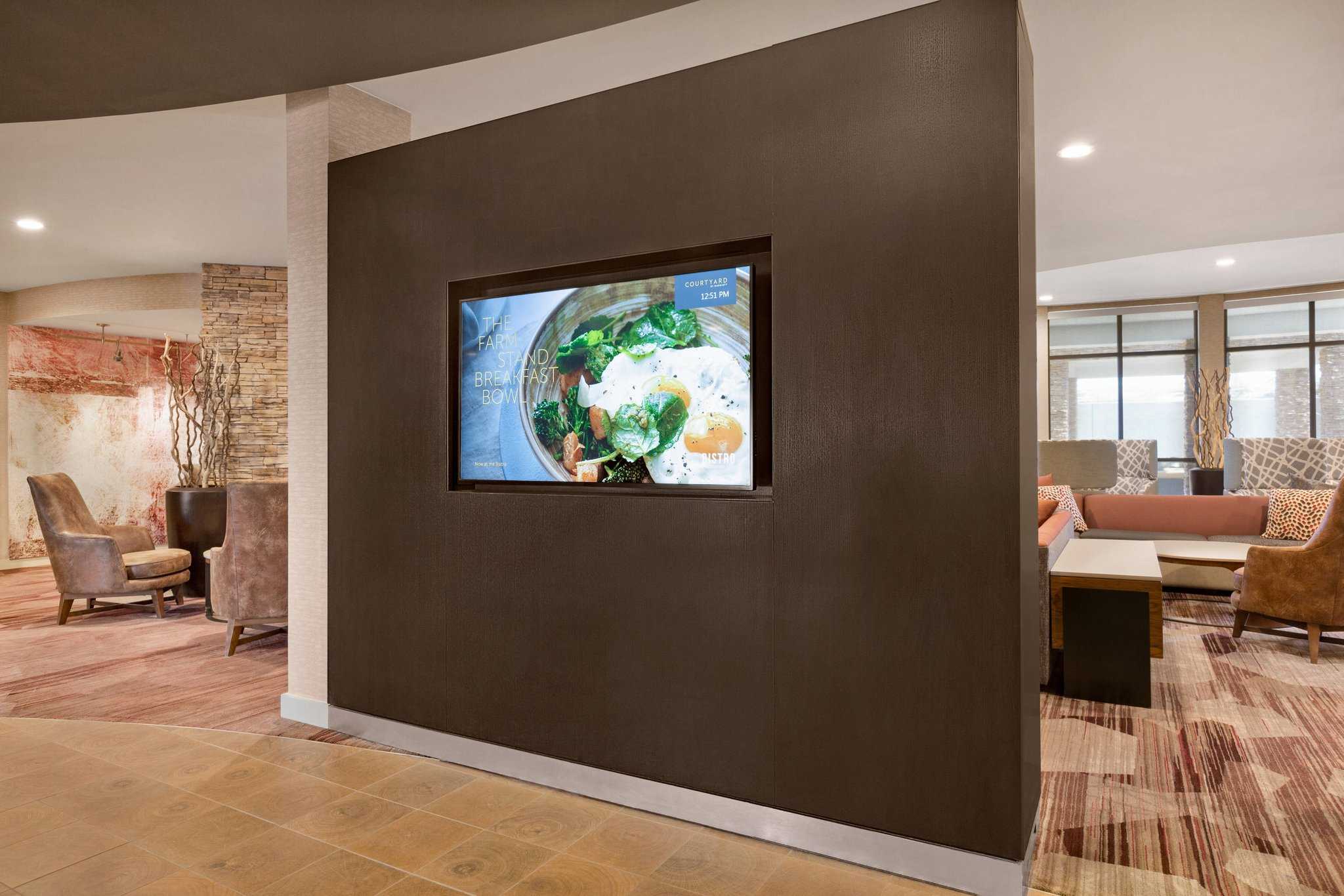 Courtyard by Marriott Sacramento Folsom в Folsom, CA