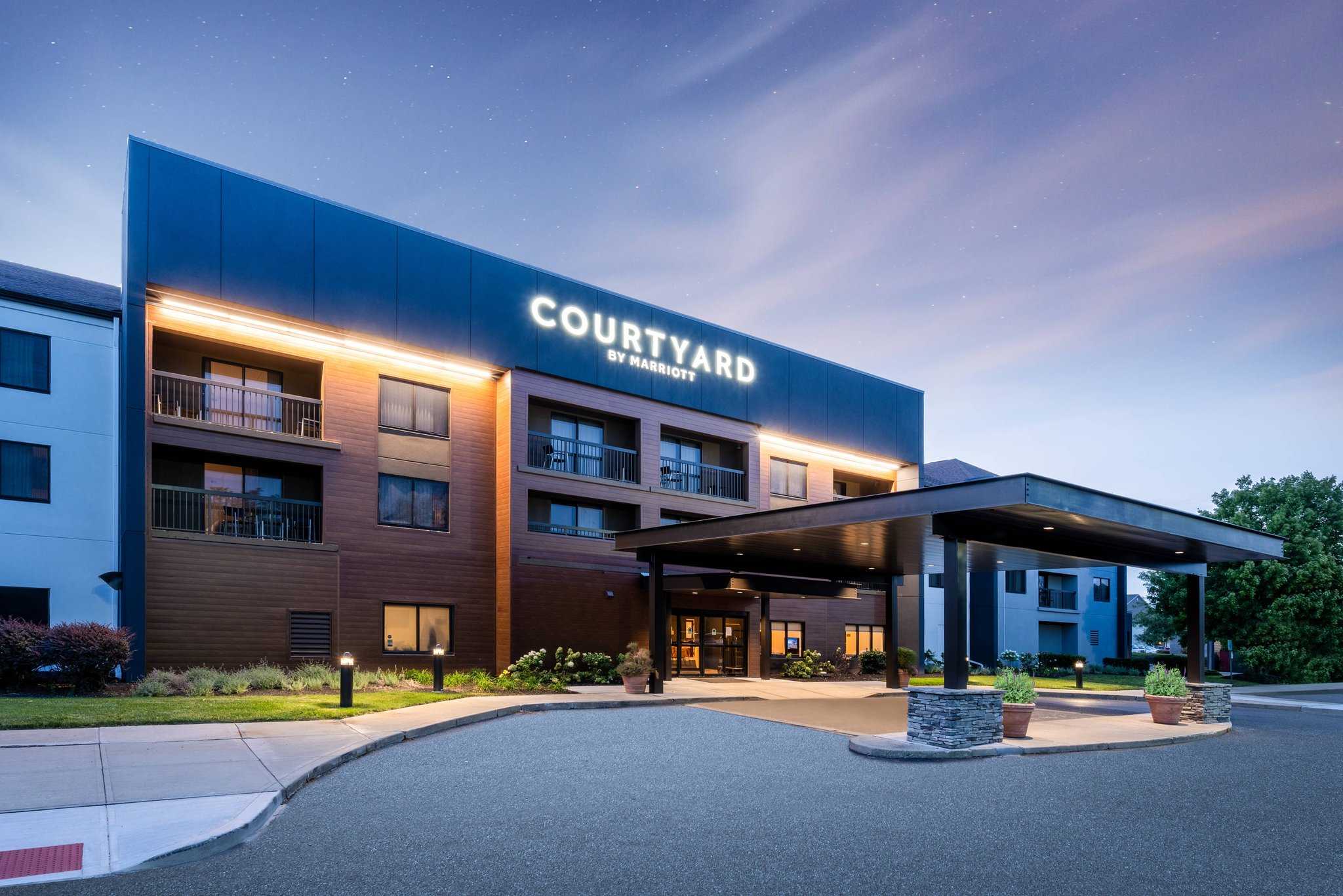 Courtyard by Marriott Columbus Airport à Columbus, OH