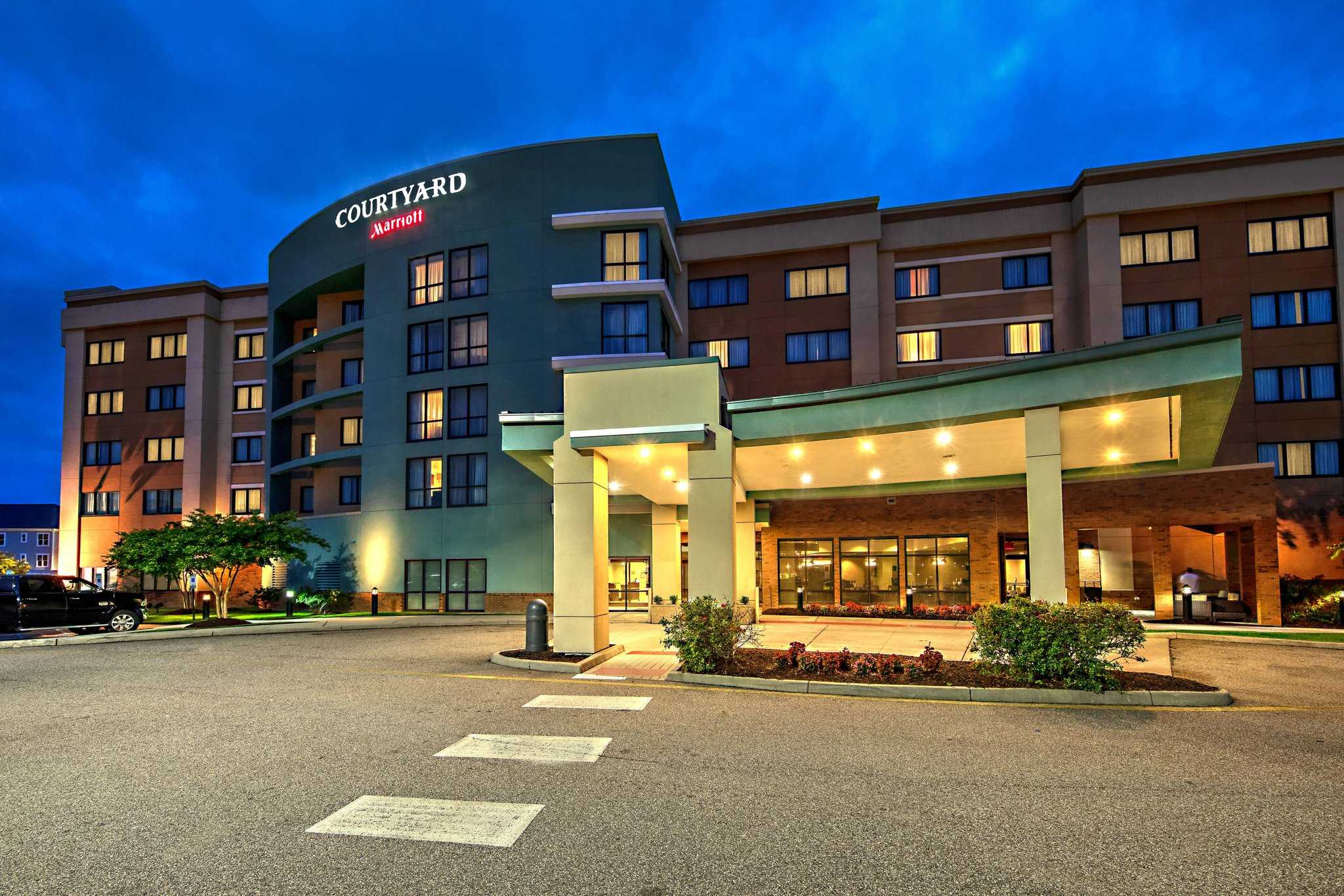 Courtyard by Marriott Newport News Airport in Newport Nachrichten, VA