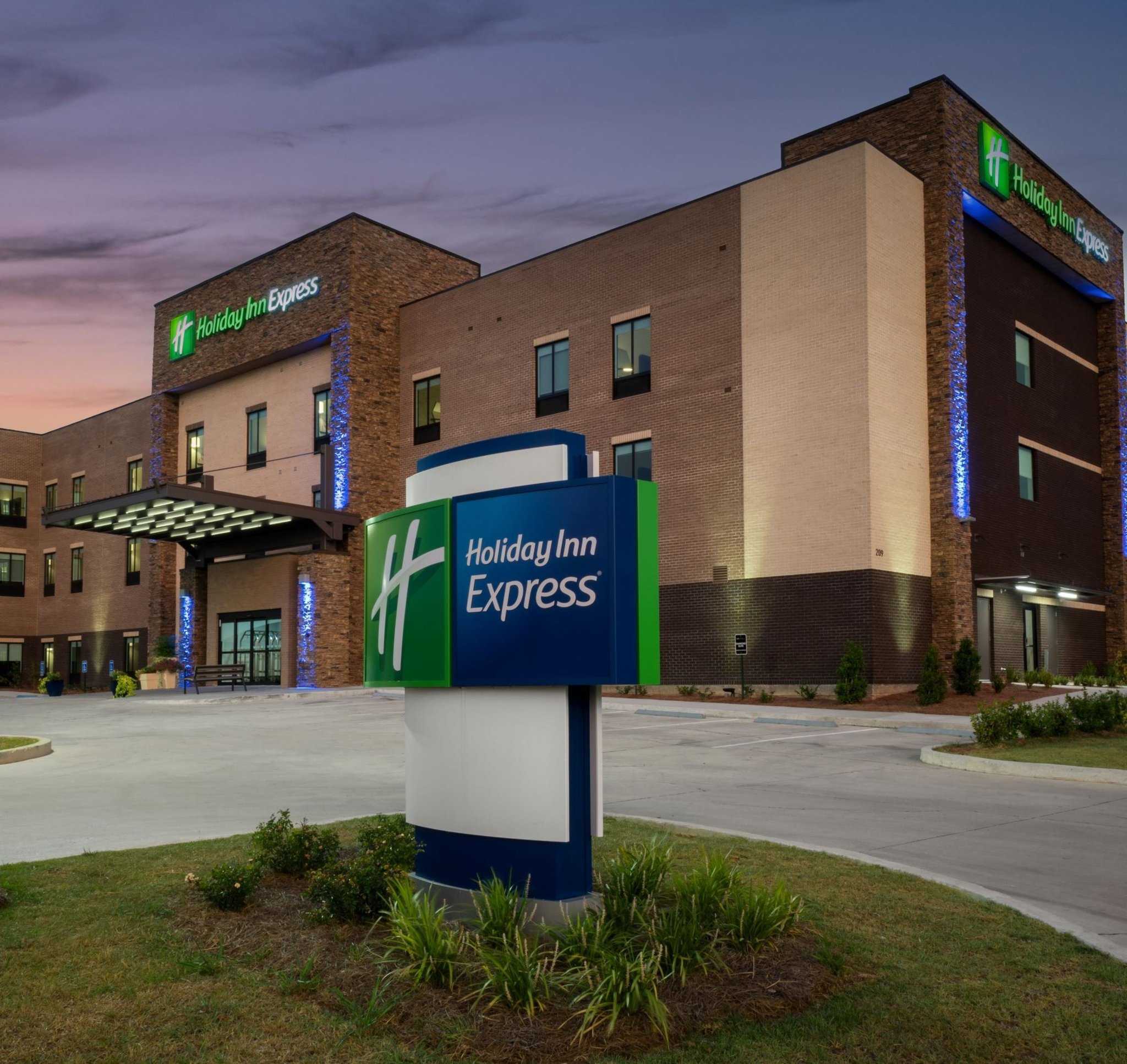 Holiday Inn Express Hattiesburg West- Univ Area в Хаттисберг, MS