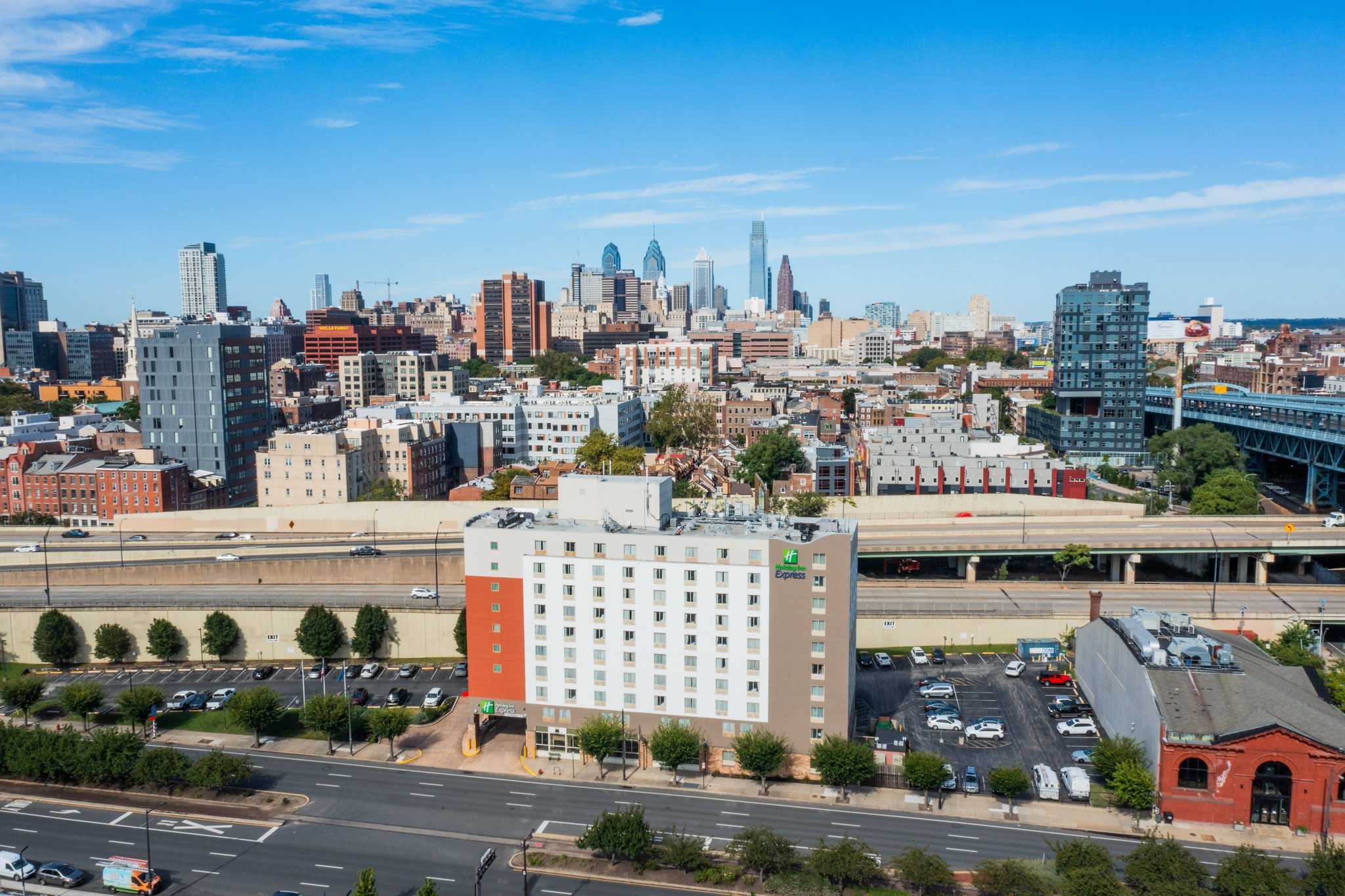 Holiday Inn Express Philadelphia - Penns Landing in Philadelphia, PA