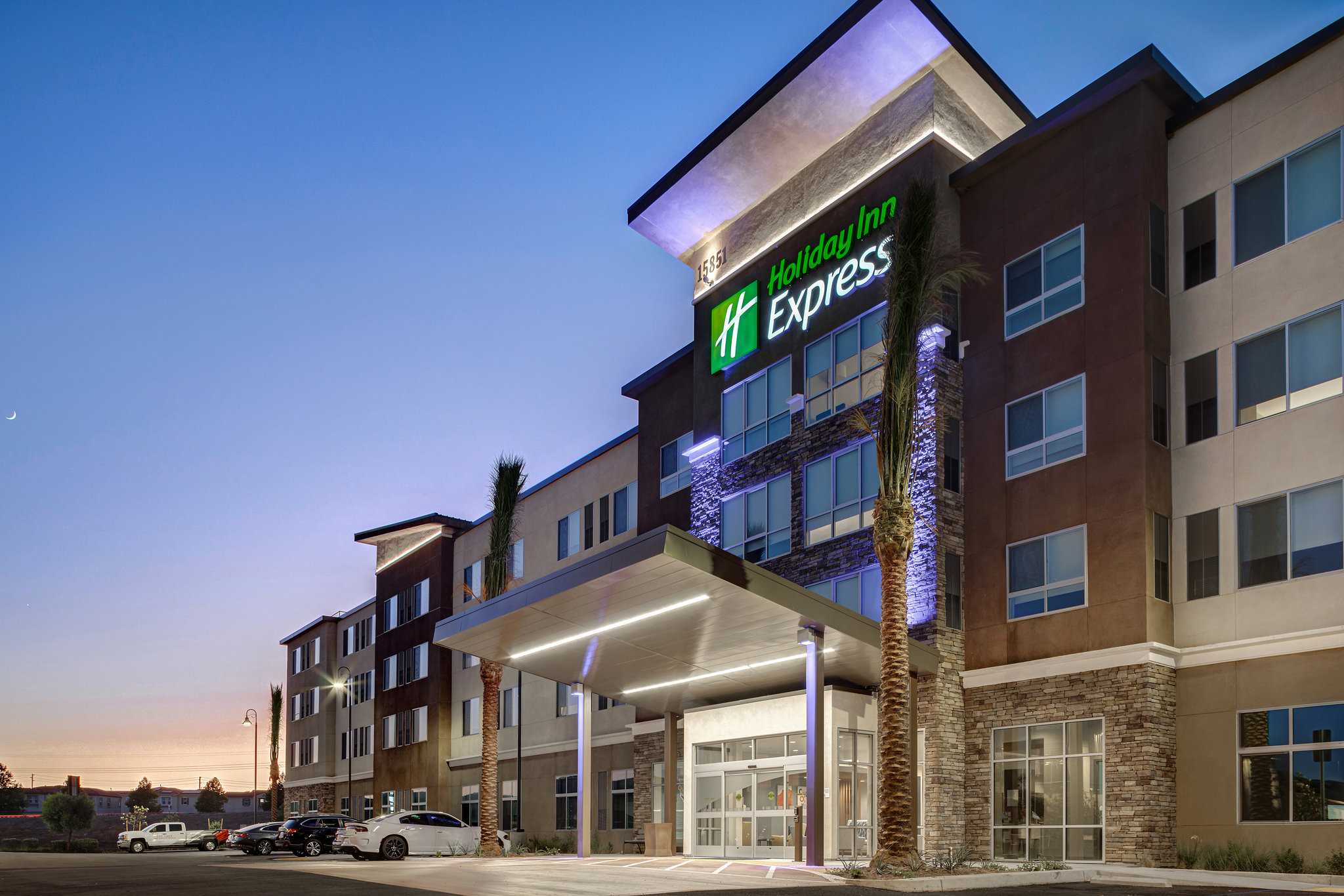 Holiday Inn Express & Suites Ontario - Chino Hills, Chinon kukkulat, CA