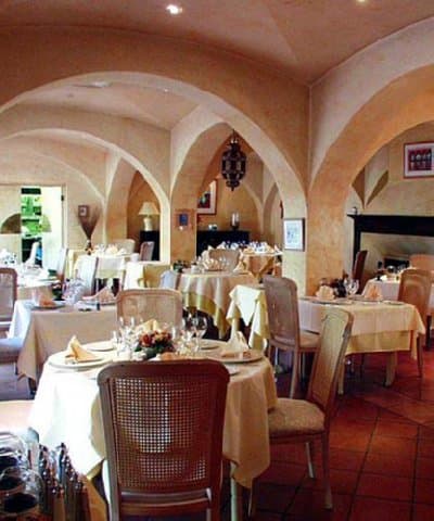 Hotel San Pedro ใน Saint-Raphael, FR