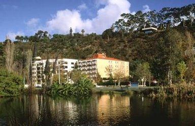 Sullivans Hotel image