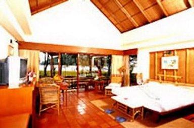 Layan Beach Resort & Spa Village в Phuket, TH