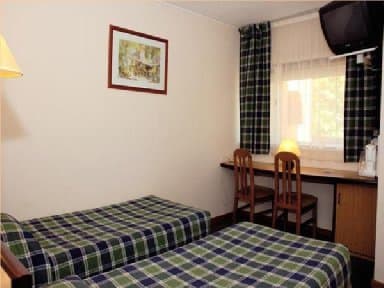 Hotel Campanile Lisbonne Sud - Setubal в Setubal, PT