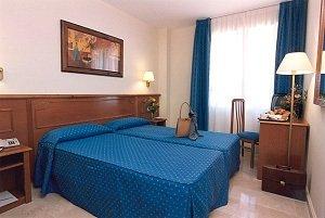 Pamplona, ES 的 Hotel Pamplona Plaza