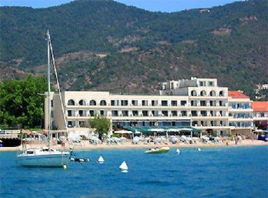 Toulon, FR 的 Hotel Cavaliere Sur Plage