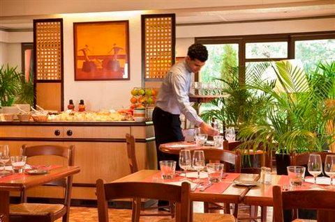 Hotel Campanile Brussel / Bruxelles - Airport Zaventem в Zaventem, BE