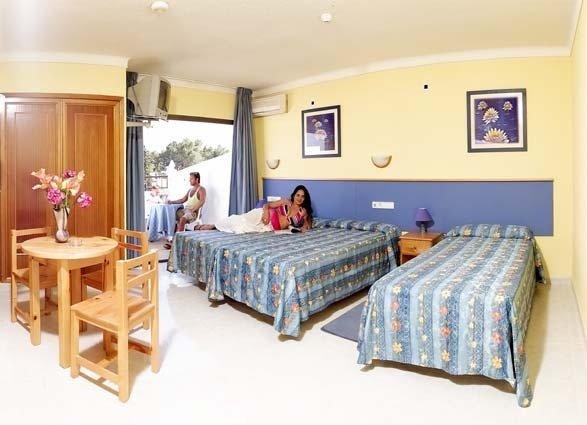 Ok Hotel Bay a Ibiza, ES