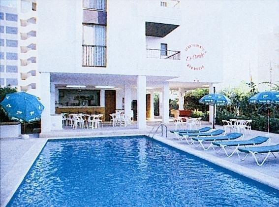 Apartamentos Es Canto Bossa в Ibiza, ES