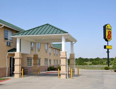 Super 8 by Wyndham Winfield/Quail Ridge Area ใน Winfield, KS