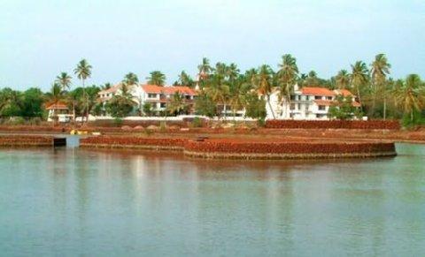 Resort Lagoa Azul in Goa, IN