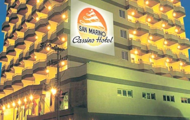 Balneario Camboriu, BR 的 San Marino Cassino Hotel