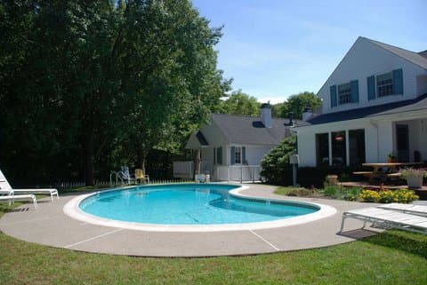 Newton, NJ 的 The Ampersand Inn (formerly Wooden Duck Bed & Breakfast)