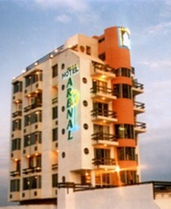 Santa Cruz, BO 的 Hotel Arenal