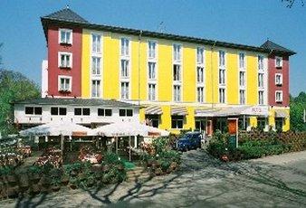 Gruenau Hotel в Berlin, DE