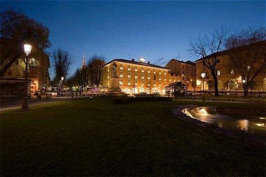Hotel Cavour Novara ใน Novara, IT