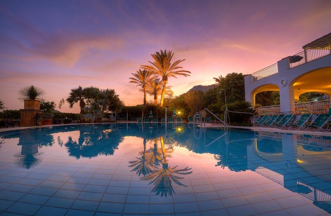 Barano d'Ischia, IT 的 Hotel Parco Smeraldo Terme & Residence