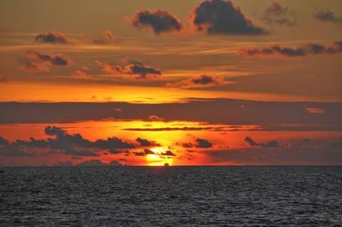 Andaman White Beach Resort a Phuket, TH