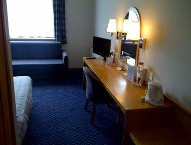 Days Inn by Wyndham Magor в Magor, GB3