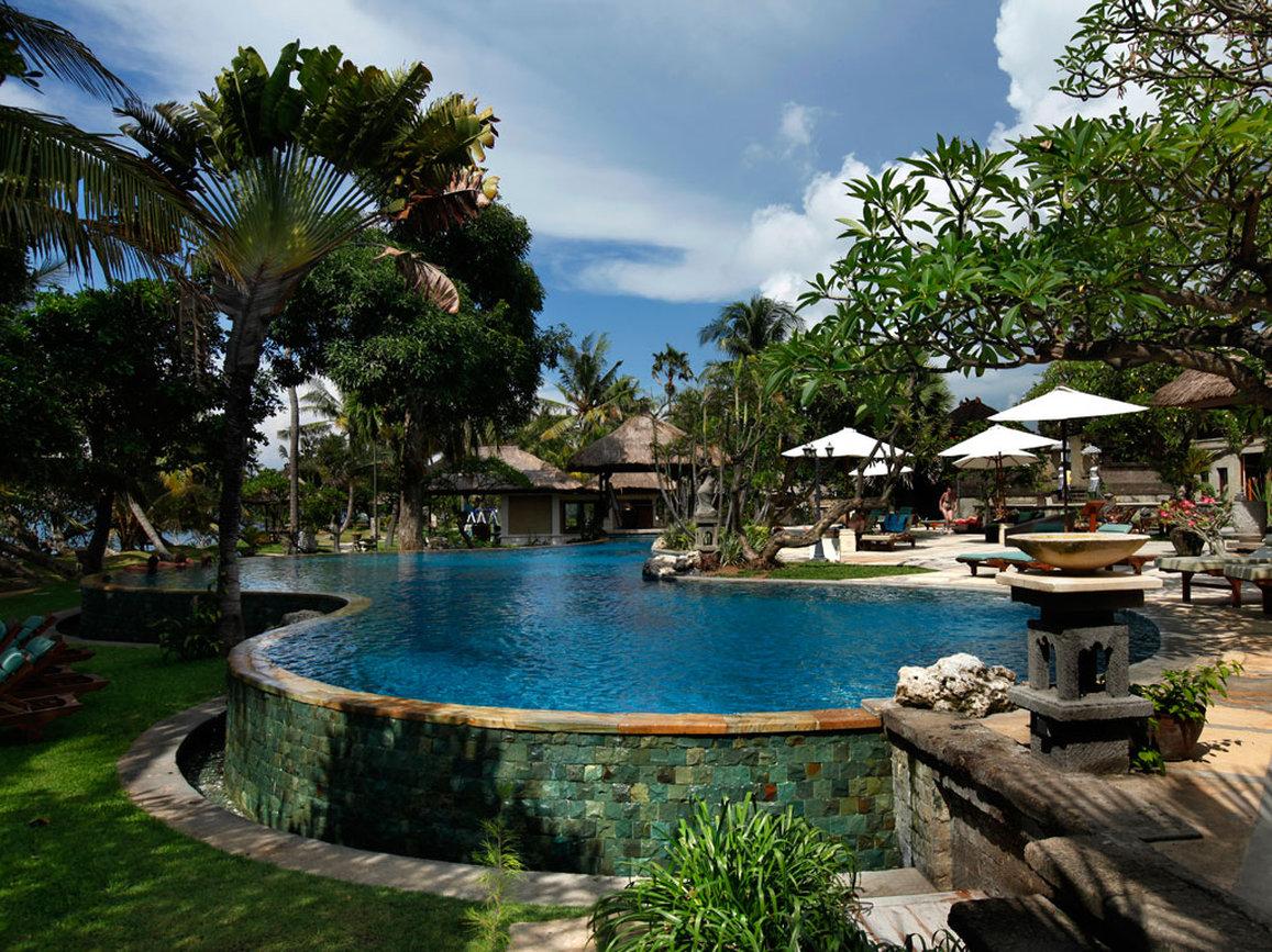 Puri Bagus Lovina Hotel в Bali, ID