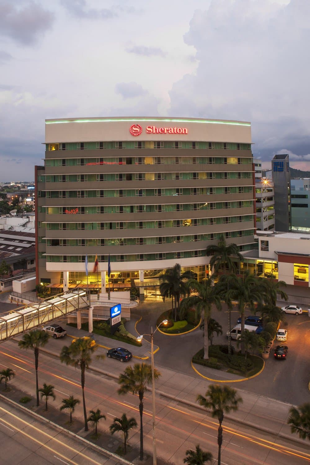 Sheraton Guayaquil Hotel в Guayaquil, EC