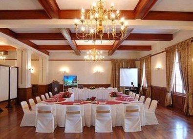 Grand Hotel à Nuwara Eliya, LK