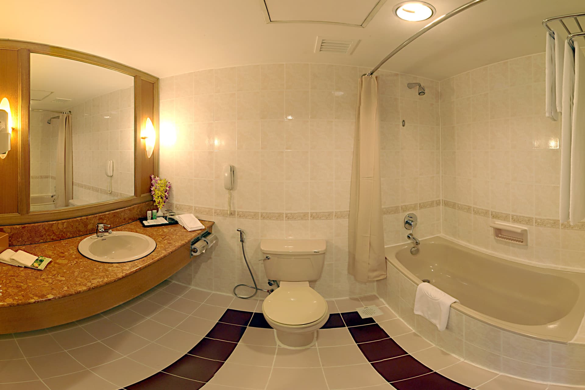 Sunway Hotel Phnom Penh ใน Phnom Penh, KH