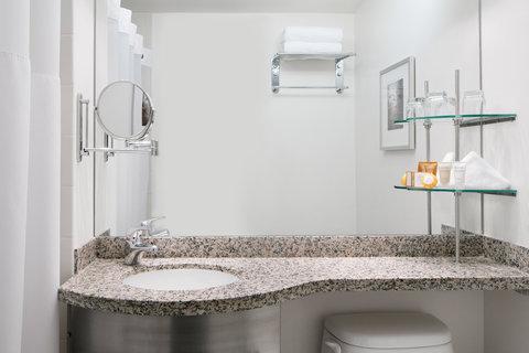 Club Quarters Hotels Houston, Downtown in Houston, TX