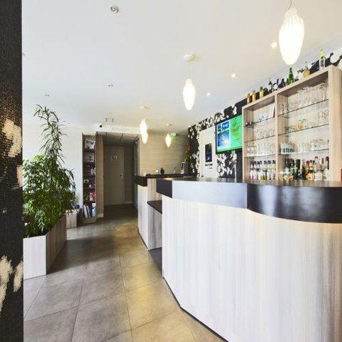 Kyriad Lyon Est - Saint Bonnet De Mure в Lyon, FR