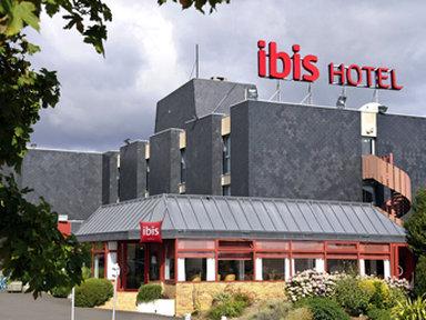 Saint-Brieuc, FR 的 ibis Saint Brieuc Yffiniac